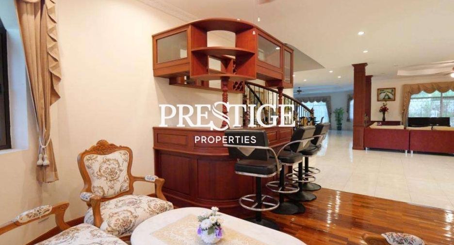 For rent 5 bedrooms house in Bang Lamung, Chonburi