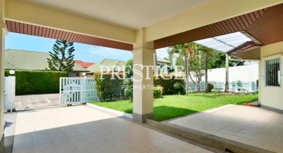 For rent 3 bedrooms house in Bang Lamung, Chonburi