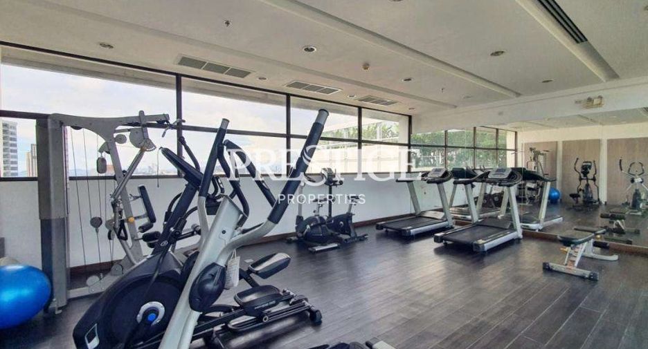 For rent 2 bedrooms condo in Bang Lamung, Chonburi