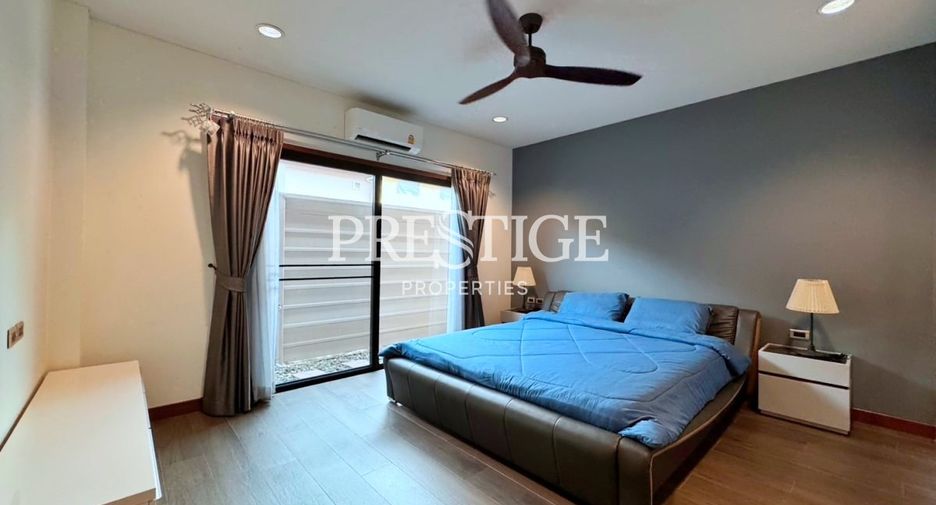 Casa en alquiler de 3 habitaciones en Huay Yai, Pattaya