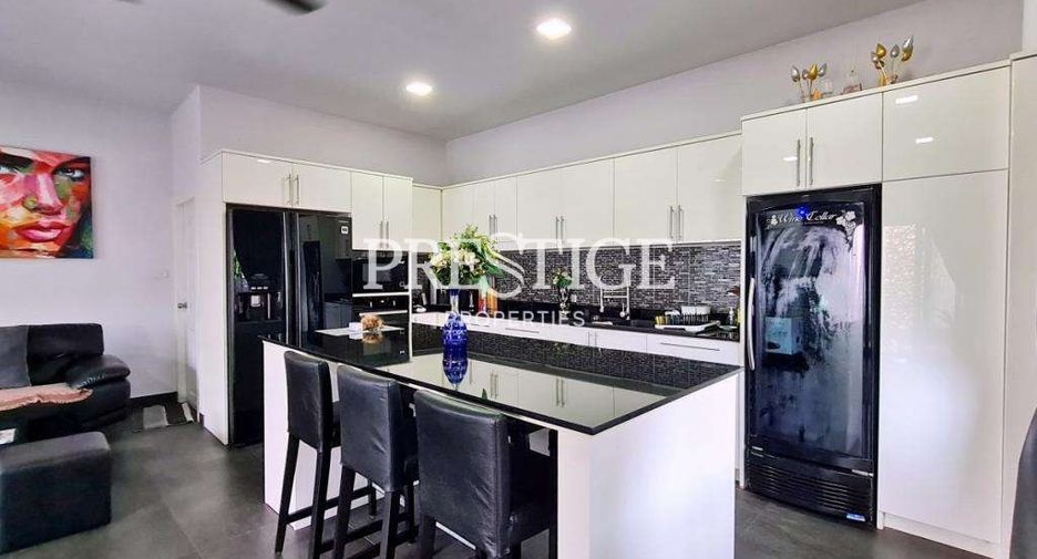 For rent 3 bedrooms house in Bang Lamung, Chonburi