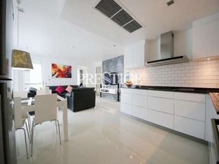 For rent 3 bedrooms condo in Bang Lamung, Chonburi