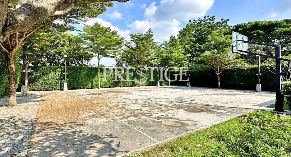 Casa en venta y en alquiler de 3 habitaciones en Huay Yai, Pattaya
