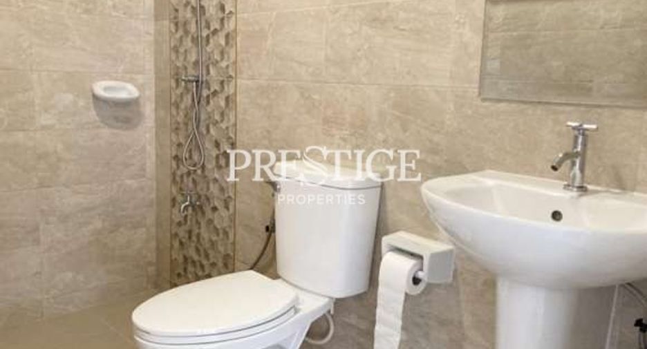 Casa en venta y en alquiler de 3 habitaciones en Bang Lamung, Chonburi