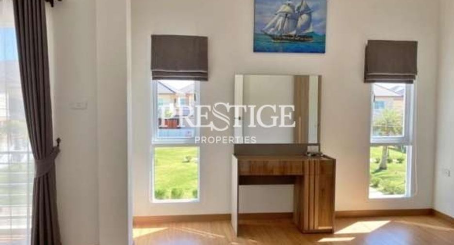 Casa en venta y en alquiler de 3 habitaciones en Bang Lamung, Chonburi