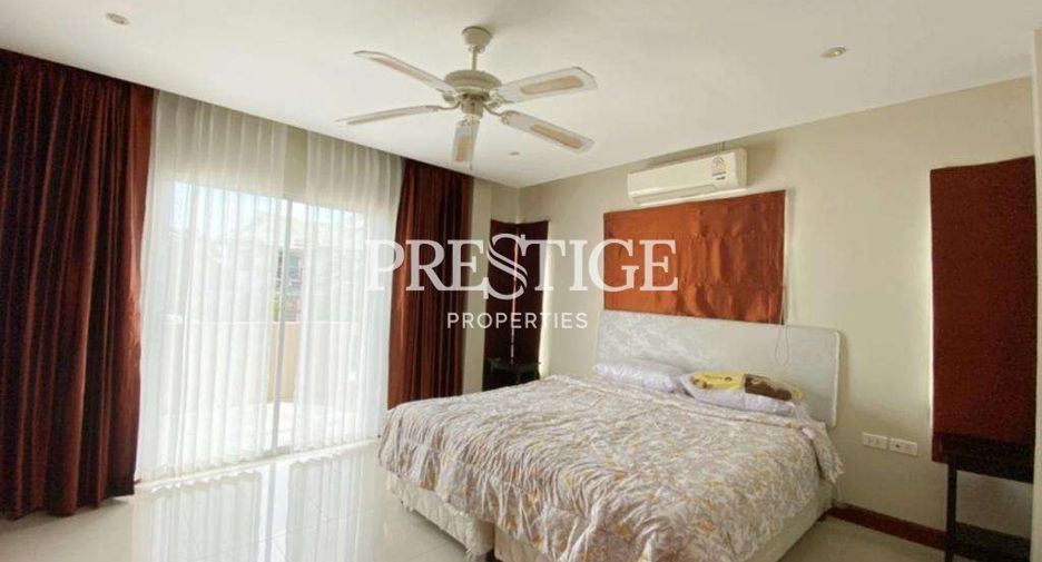 À vendre et à louer 3 chambres maison à Bang Lamung, Chonburi