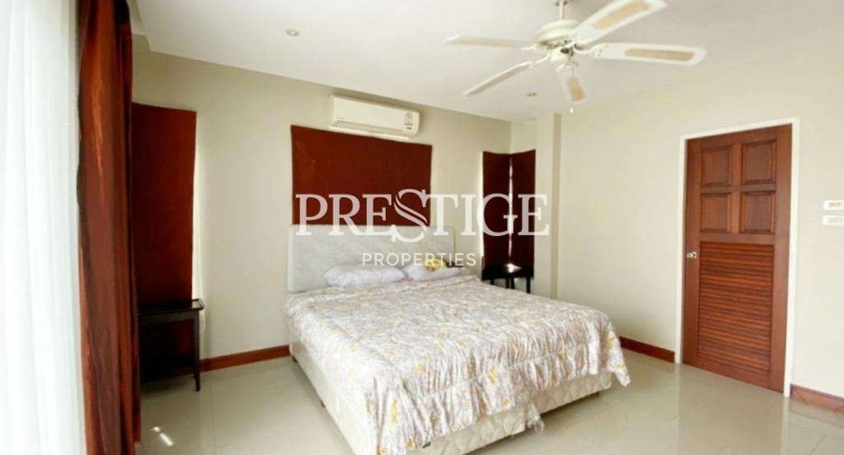 À vendre et à louer 3 chambres maison à Bang Lamung, Chonburi