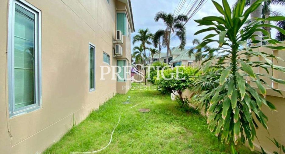 À vendre et à louer 3 chambres maison à Bang Lamung, Chonburi
