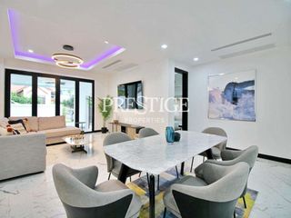 Haus zur Miete mit 5 Zimmer in Bang Lamung, Chonburi
