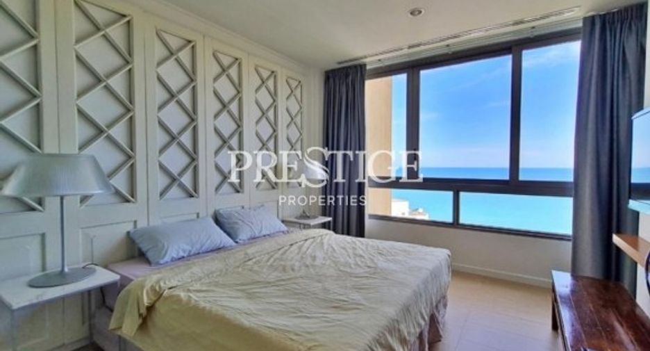 For rent 3 bedrooms condo in Bang Lamung, Chonburi