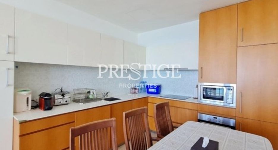 For rent 3 bedrooms condo in Bang Lamung, Chonburi