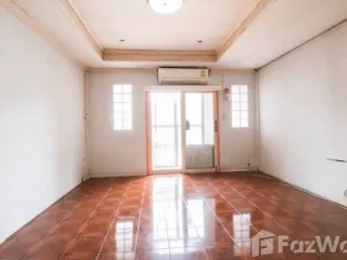 出售 3 卧室 联排别墅 在 Mueang Samut Prakan, Samut Prakan