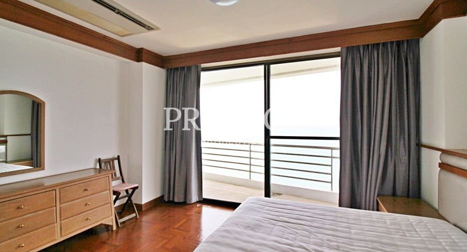 For rent 4 bedrooms condo in Bang Lamung, Chonburi