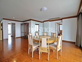 For rent 4 bedrooms condo in Bang Lamung, Chonburi