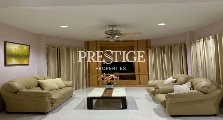For rent 3 bedrooms house in Bang Lamung, Chonburi