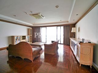 For rent 4 bedrooms condo in Bang Lamung, Chonburi
