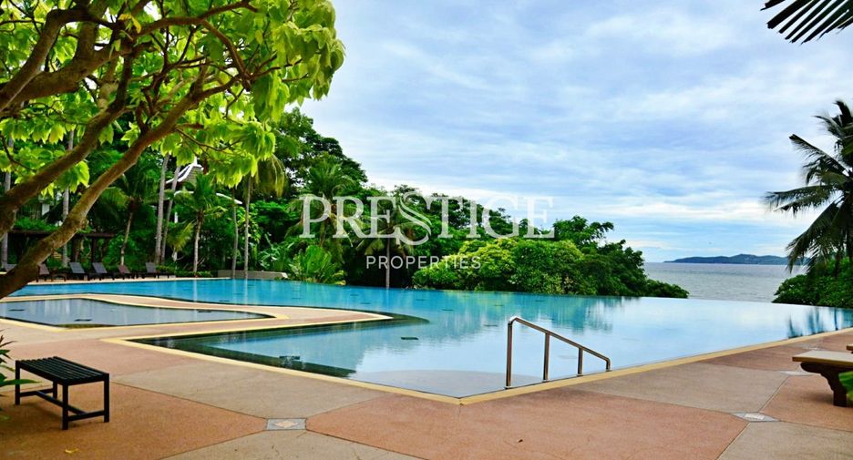 For rent 3 bedrooms condo in Bang Lamung, Chonburi