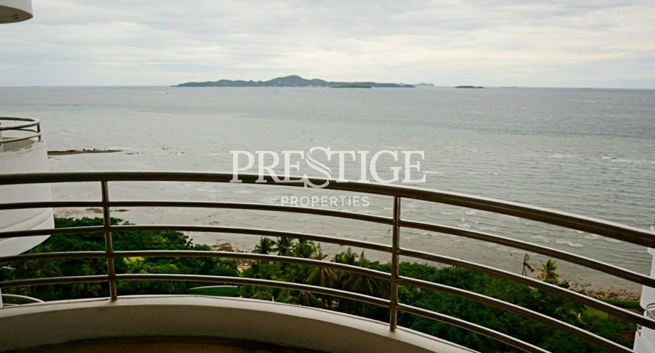 For rent 3 bedrooms condo in Bang Lamung, Chonburi