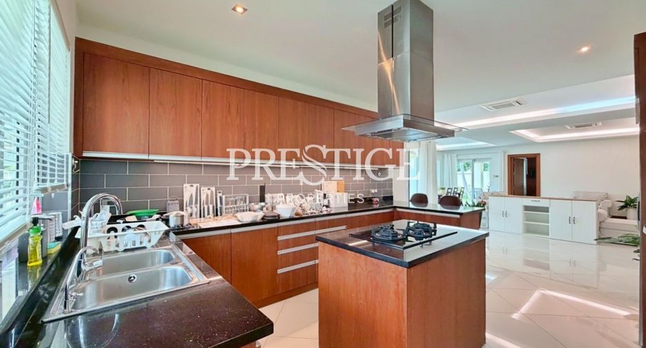 For rent 4 bedrooms house in Bang Lamung, Chonburi