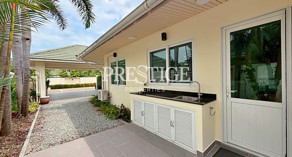 For rent 4 bedrooms house in Bang Lamung, Chonburi