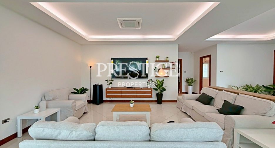 For rent 4 bedrooms house in Bang Lamung, Chonburi