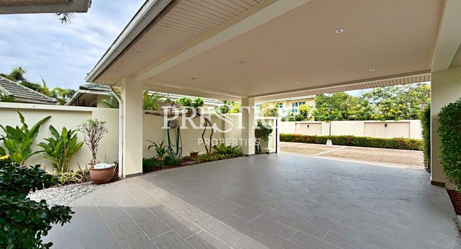 For rent 4 bedrooms house in Bang Lamung, Chonburi