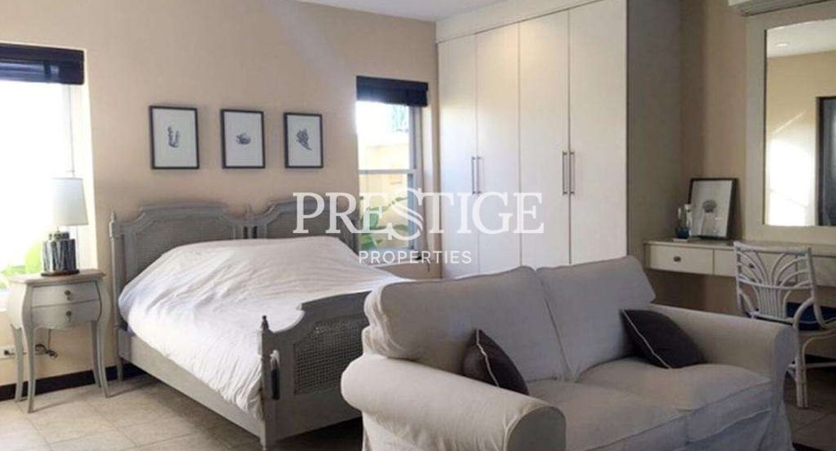 Casa en alquiler de 4 habitaciones en Pluak Daeng, Rayong