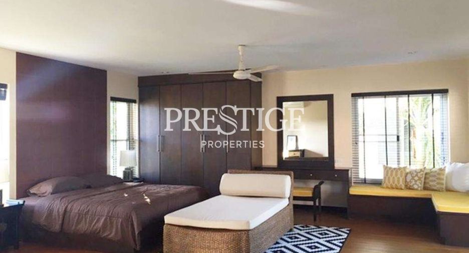 Casa en alquiler de 4 habitaciones en Pluak Daeng, Rayong