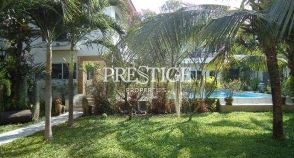 Casa en alquiler de 4 habitaciones en Pluak Daeng, Rayong