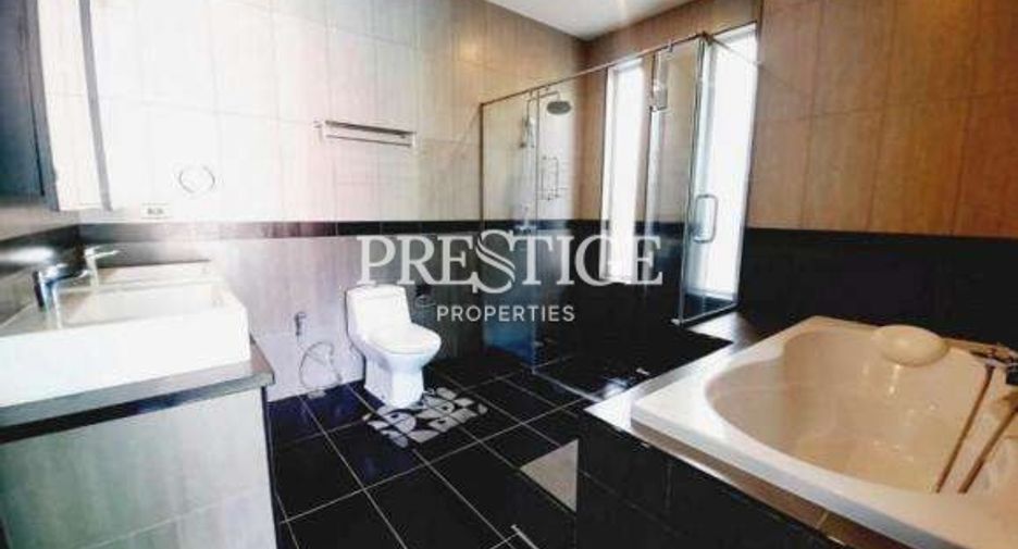 For rent 4 bedrooms house in Bang Lamung, Chonburi