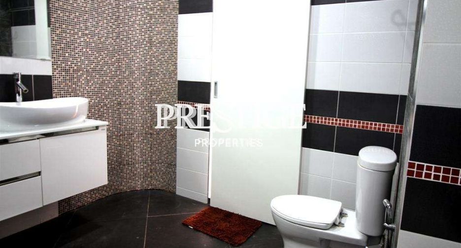 For rent 4 bedrooms condo in Jomtien, Pattaya