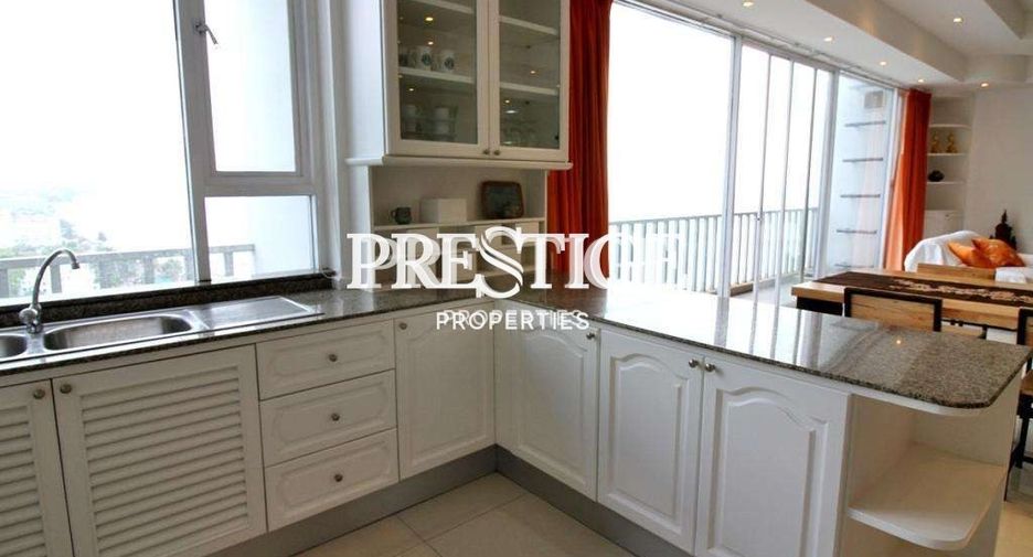 For rent 4 bedrooms condo in Jomtien, Pattaya