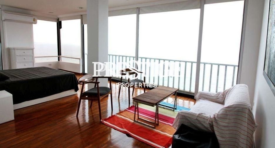 For rent 4 bedrooms condo in Jomtien, Pattaya