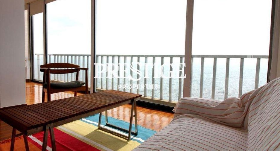 For rent 4 bedrooms condo in Jomtien, Pattaya