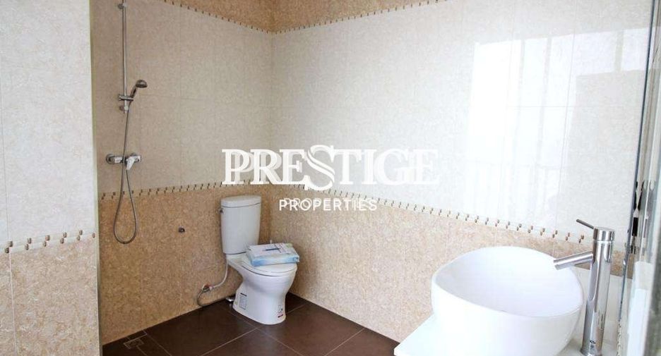 For rent 4 bedrooms condo in Jomtien, Pattaya