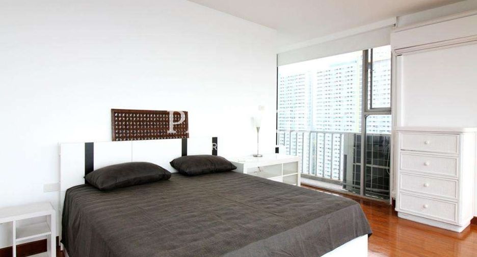 For rent 4 bedrooms condo in Jomtien, Pattaya