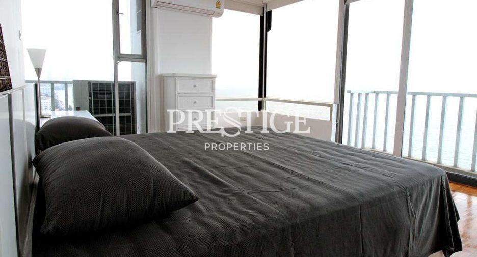 For rent 4 bedrooms condo in Jomtien, Pattaya