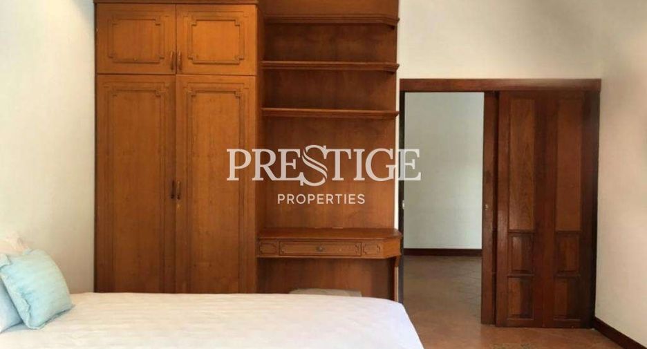 For rent 4 bedrooms house in Bang Lamung, Chonburi