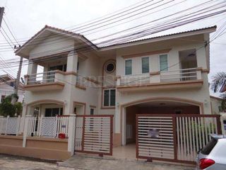 Haus zur Miete mit 3 Zimmer in Bang Lamung, Chonburi