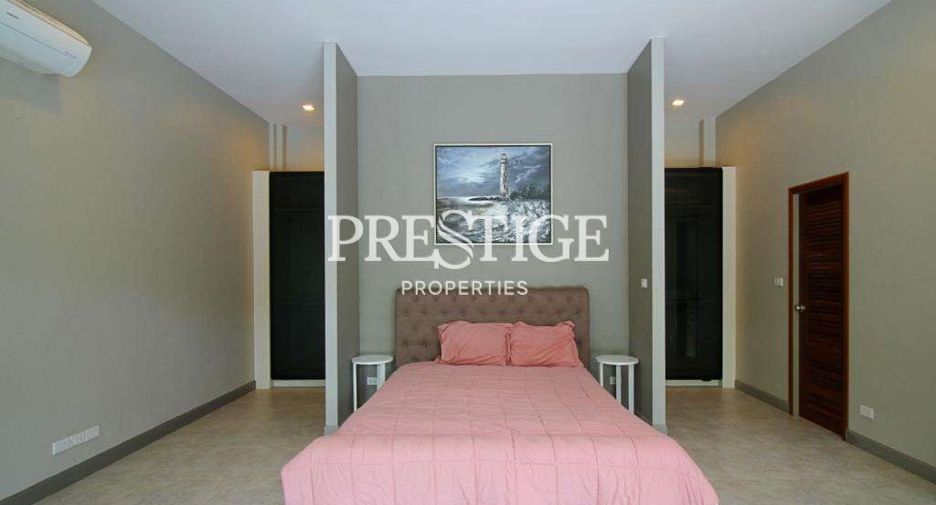 For sale and for rent 4 bedrooms house in Bang Lamung, Chonburi