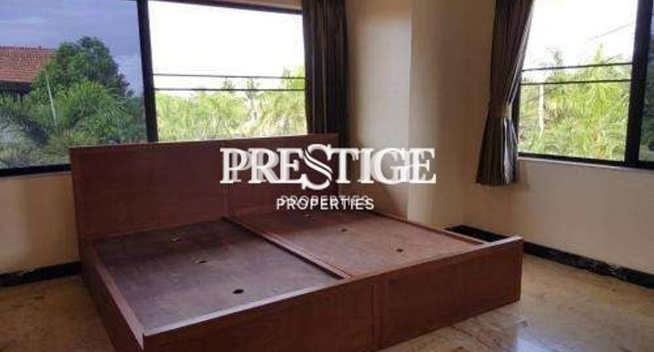 For rent 4 bedrooms house in Bang Lamung, Chonburi