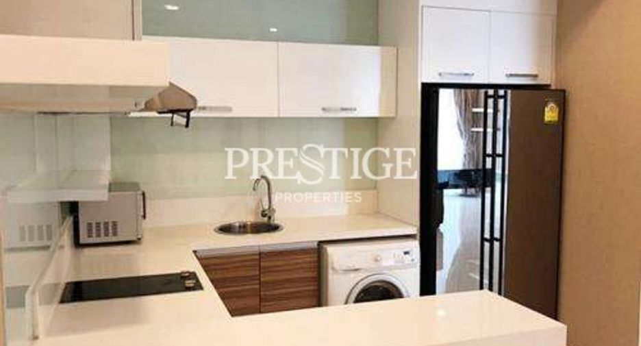 For rent 3 bedrooms condo in Bang Lamung, Chonburi