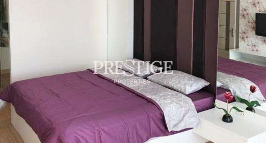 For rent 3 bedrooms condo in Bang Lamung, Chonburi