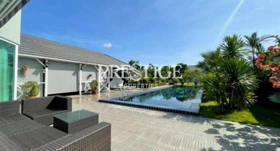 For rent 4 bedrooms house in Bang Lamung, Chonburi