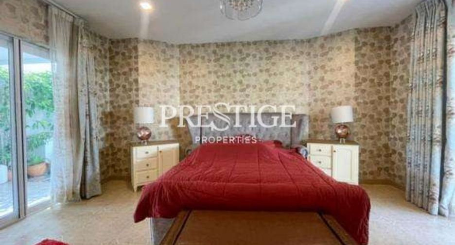 For rent 4 bedrooms house in Bang Lamung, Chonburi