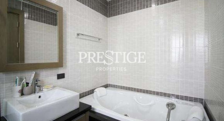 For rent 4 bedrooms house in Bang Lamung, Chonburi