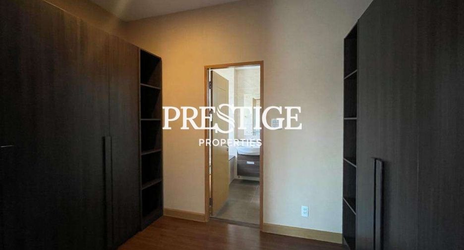 For rent 4 bedrooms house in Bang Lamung, Chonburi