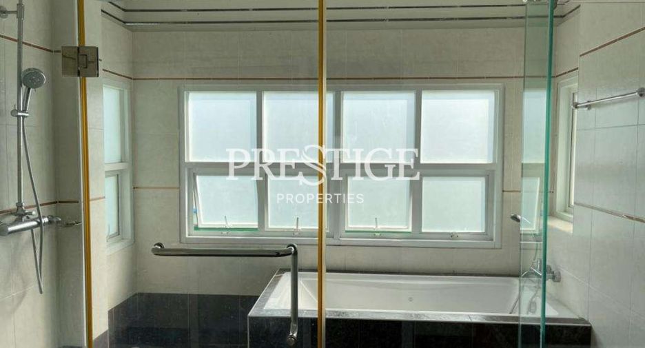 For rent 3 bedrooms house in Bang Lamung, Chonburi