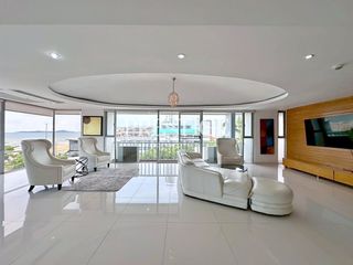 For rent 4 bedrooms condo in Bang Lamung, Chonburi