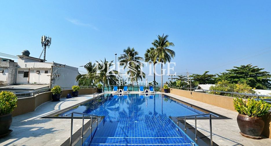For rent 4 bedrooms condo in Jomtien, Pattaya